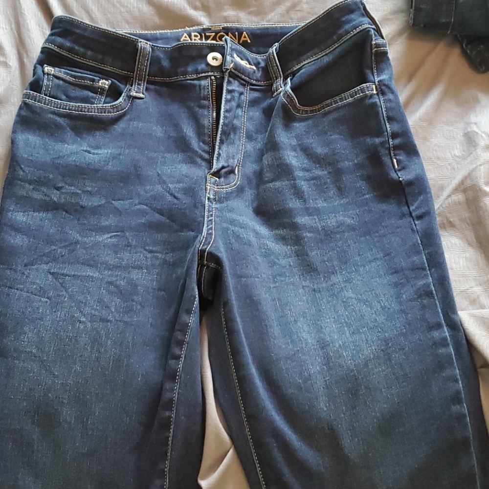 Juniors jeans